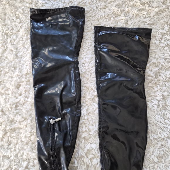 Forever 21 Black Patent Over-the-Knee Stiletto Boots – Size 5.5 - Picture 4 of 15
